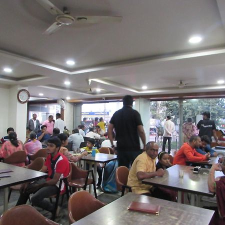 Udupi Regency Hotell Hassan Exteriör bild